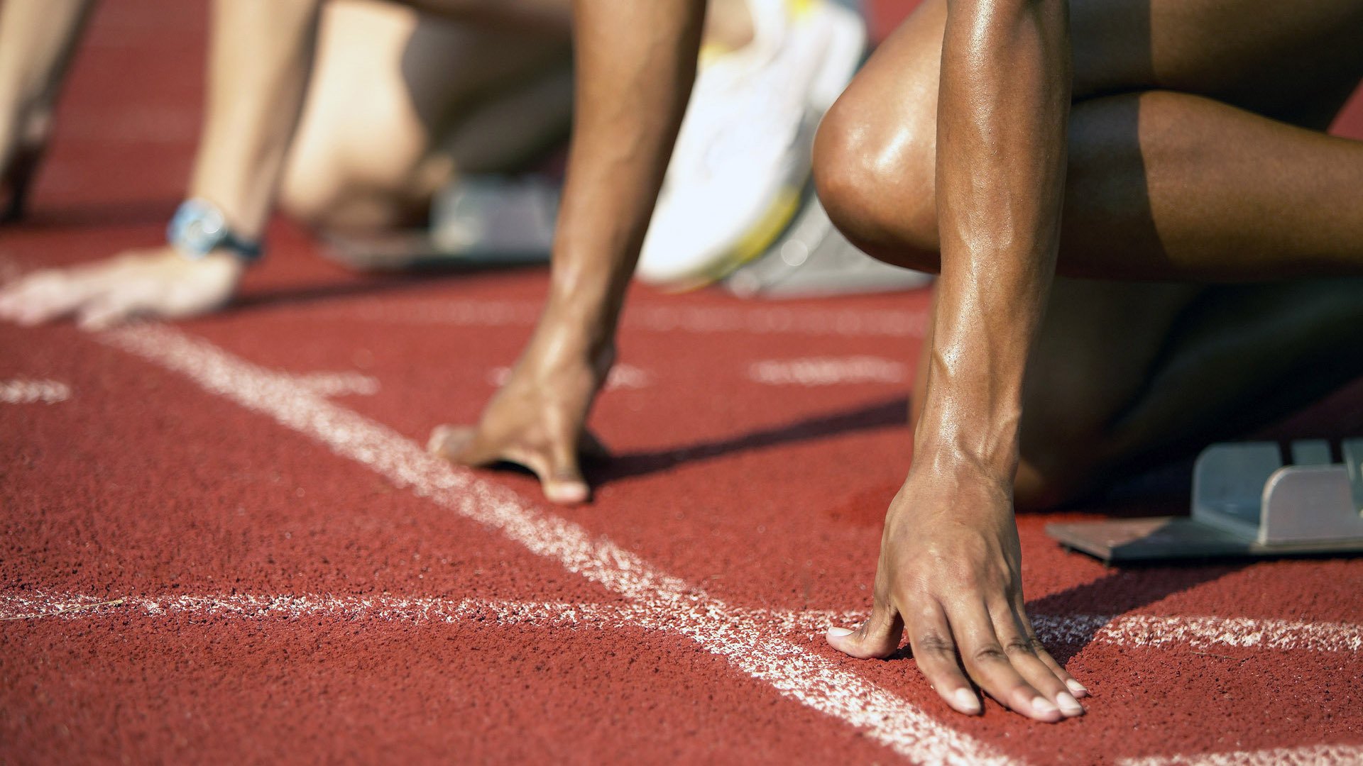 山本由伸不靠重训飙 160！独特训练法震撼全场，身体反折吓坏队友